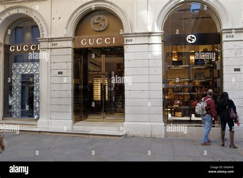 gucci online store italy|gucci italy website.